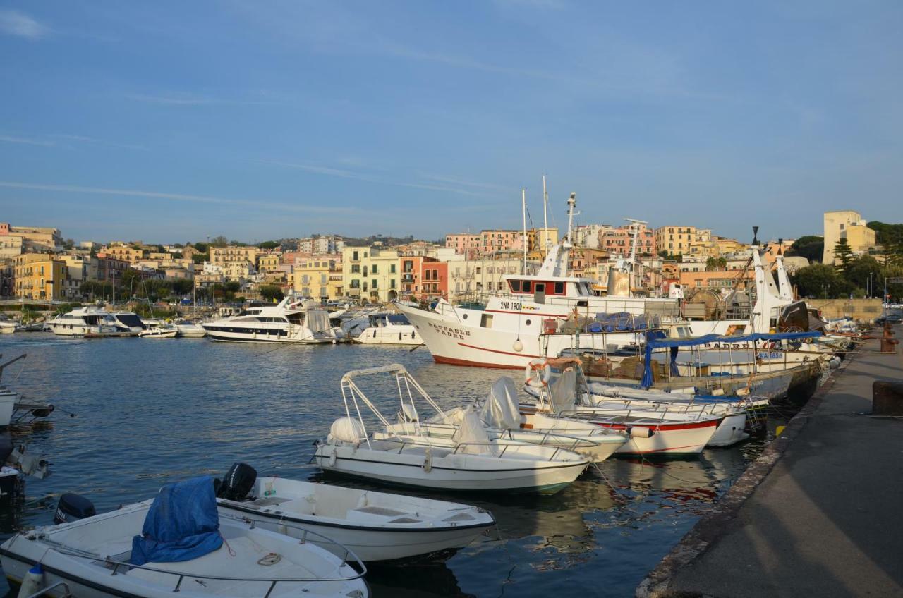 Bell E Buon B&B Pozzuoli Exterior foto